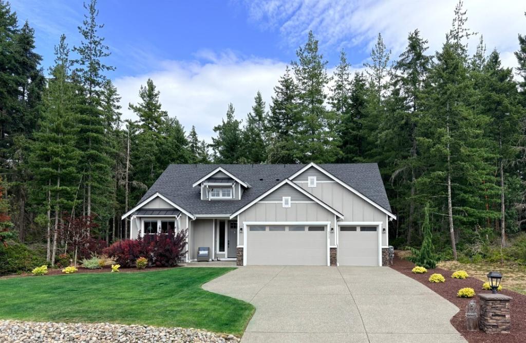 MLS #NWM2561076 image #0