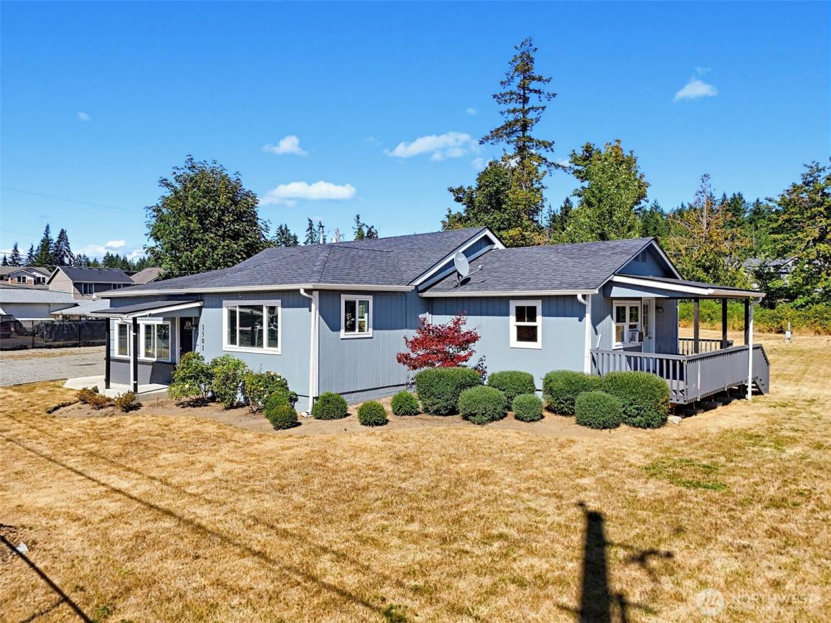 MLS #NWM2561584 image #0