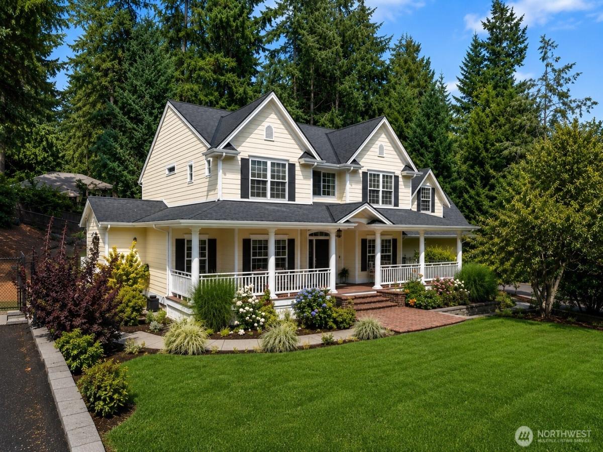 MLS #NWM2561749 image #0