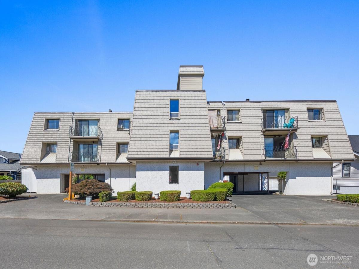 MLS #NWM2561777 image #0