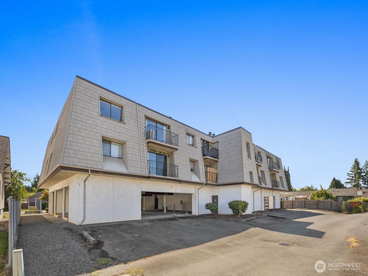 MLS #NWM2561777 image #0