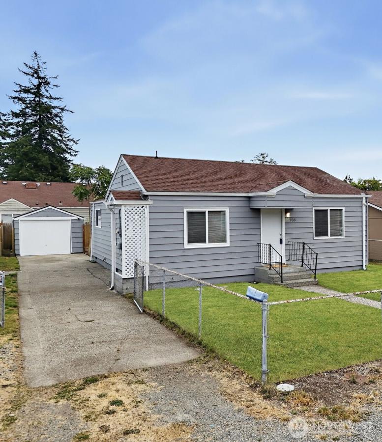 MLS #NWM2561814 image #0