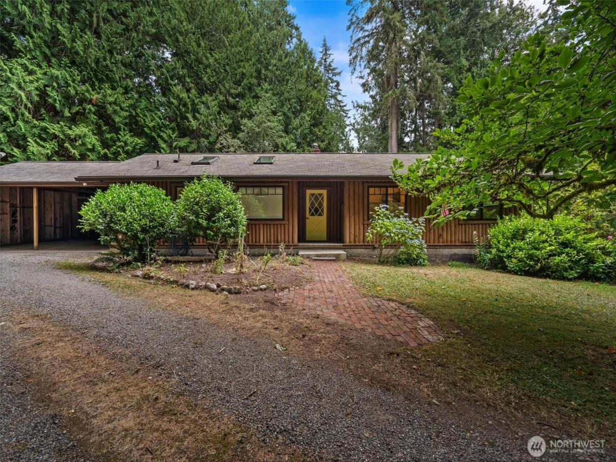 MLS #NWM2562340 image #0