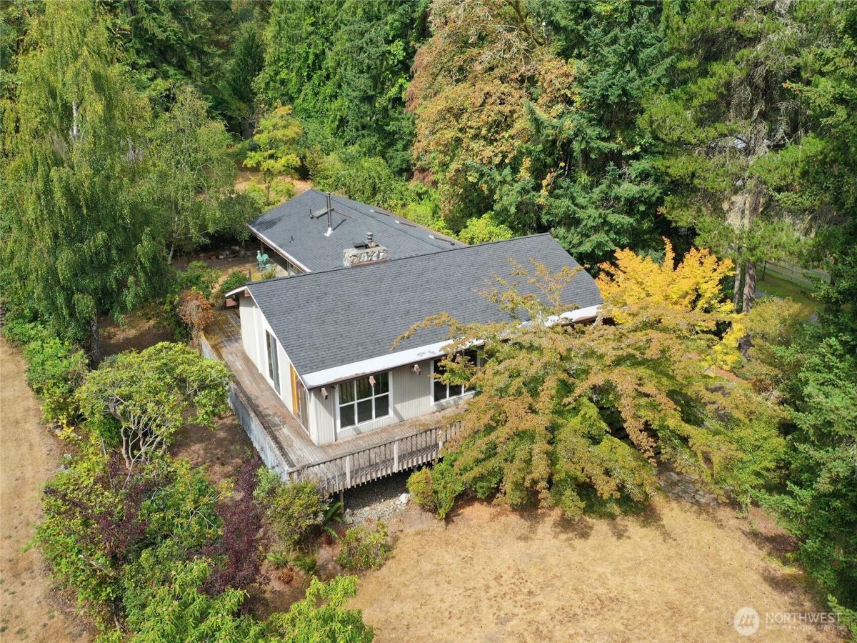 MLS #NWM2562528 image #0