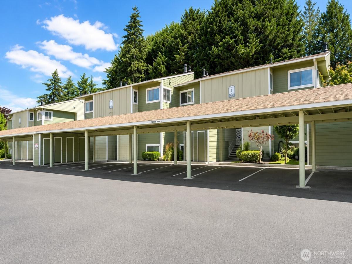 MLS #NWM2562609 image #0