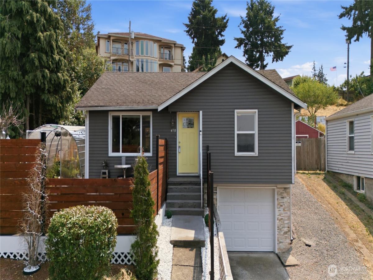 MLS #NWM2562914 image #0