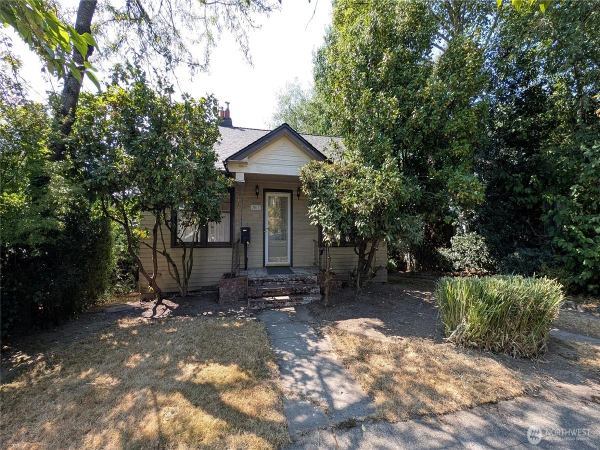 MLS #NWM2563651 image #0