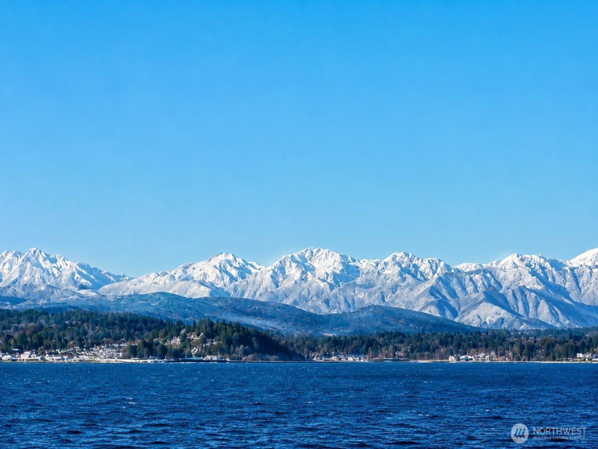 MLS #NWM2563833 image #0