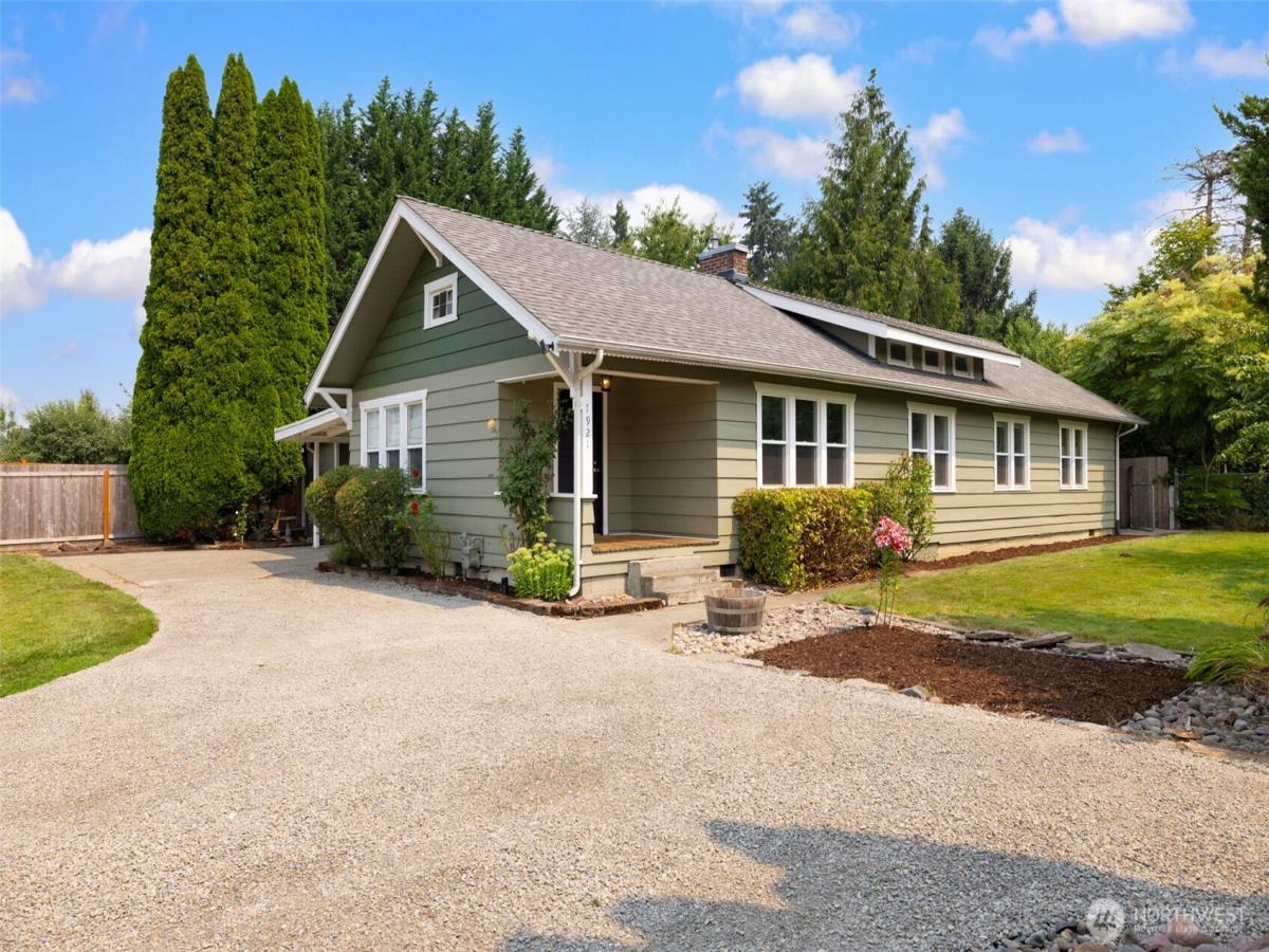 MLS #NWM2564010 image #0