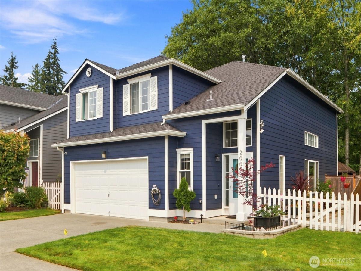 MLS #NWM2564043 image #0