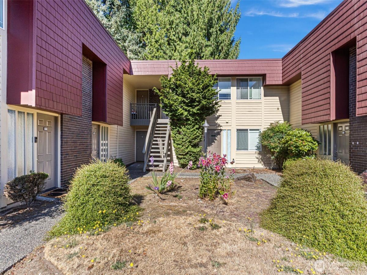 MLS #NWM2564234 image #0