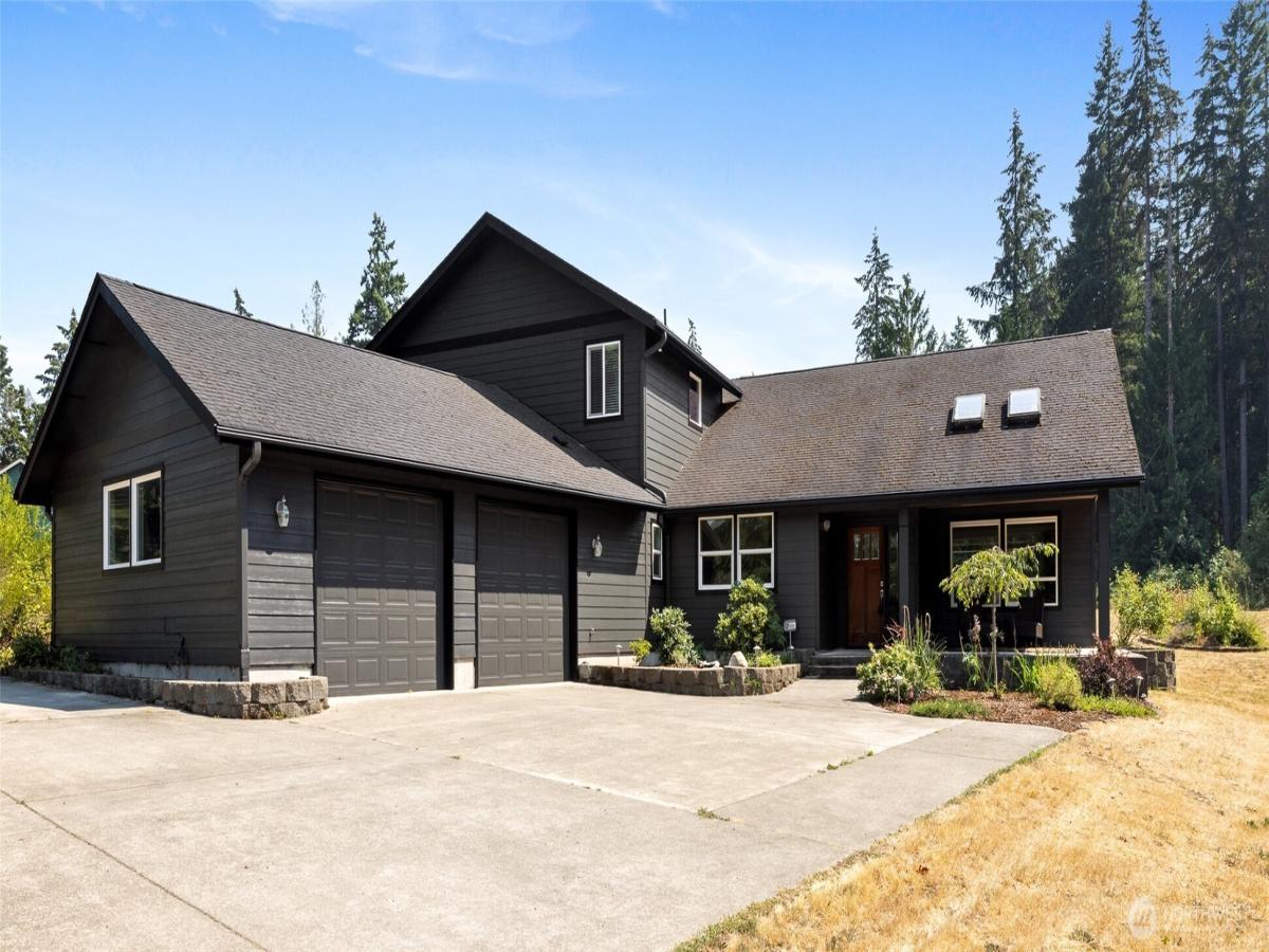 MLS #NWM2564531 image #0
