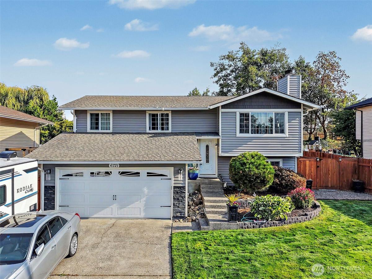 MLS #NWM2564550 image #0
