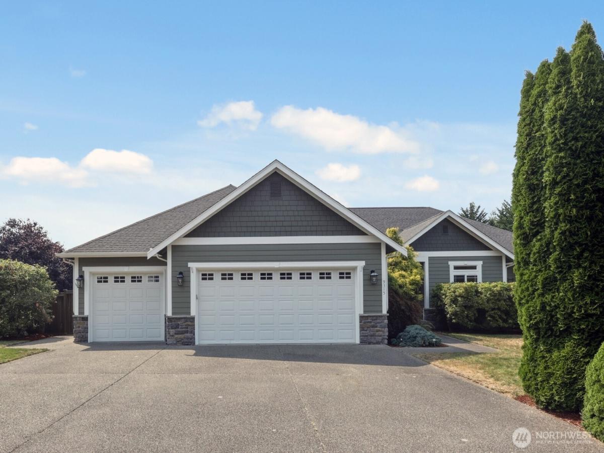 MLS #NWM2564596 image #0