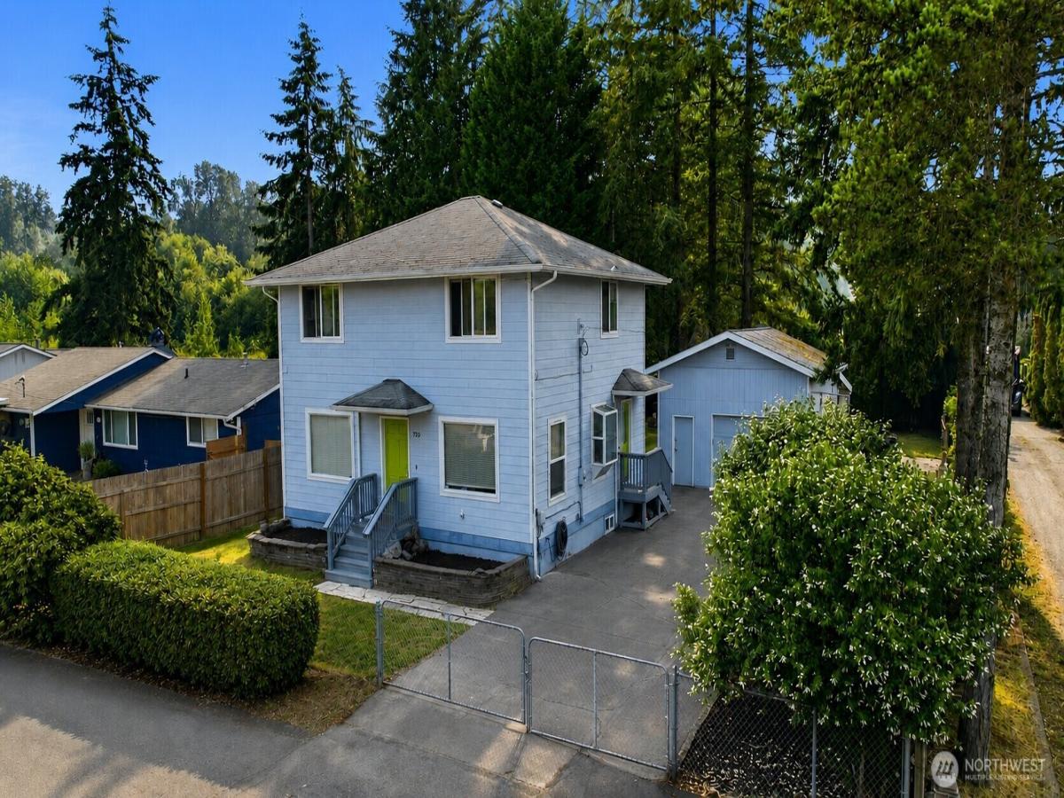 MLS #NWM2565076 image #0