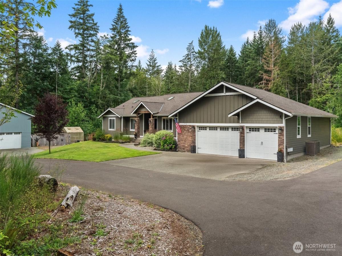MLS #NWM2565191 image #0