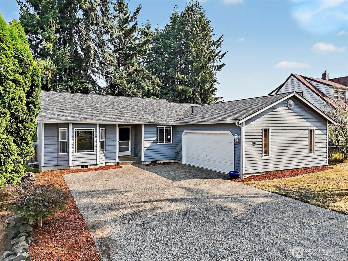 MLS #NWM2565241 image #0