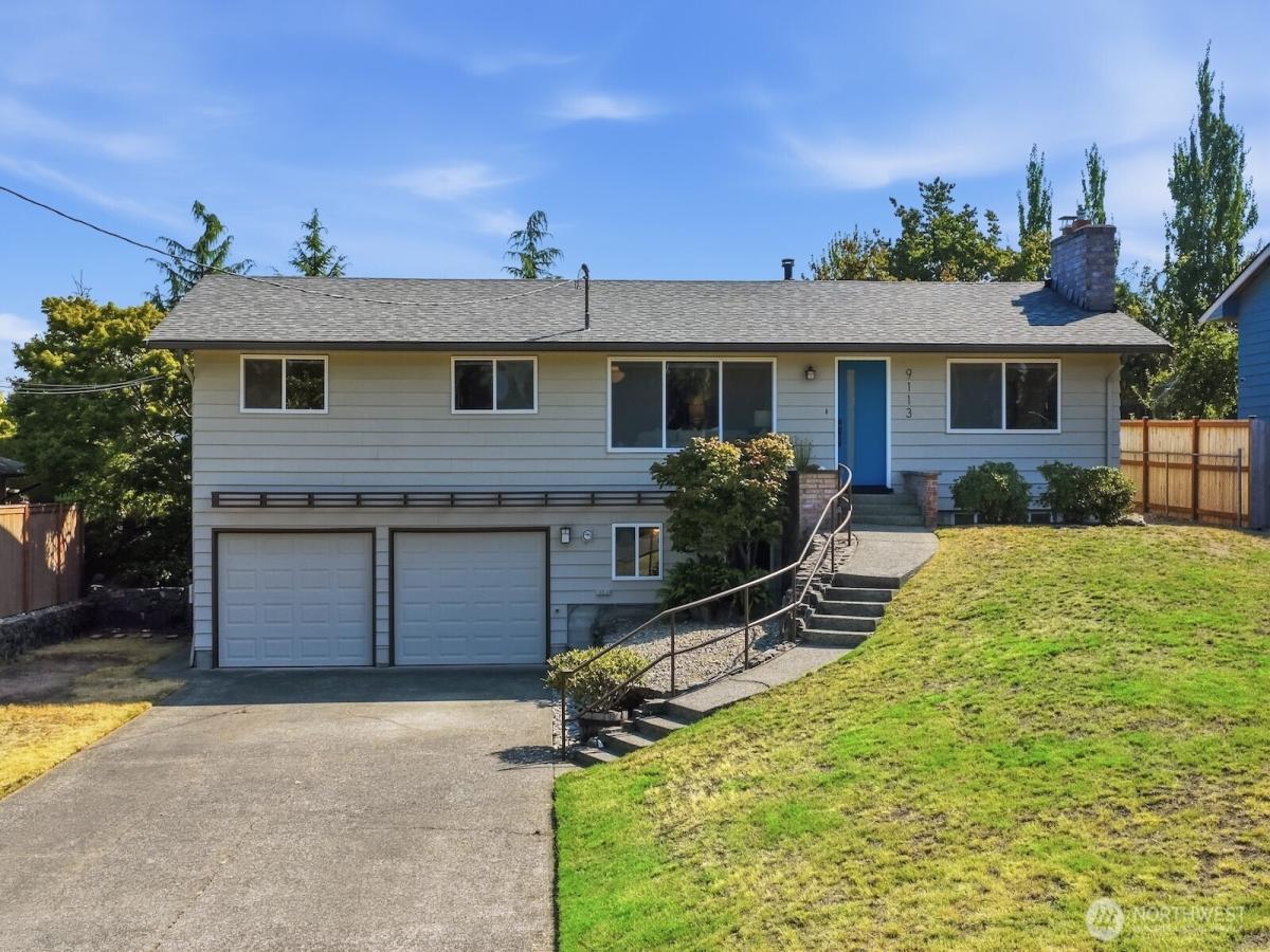 MLS #NWM2565246 image #0