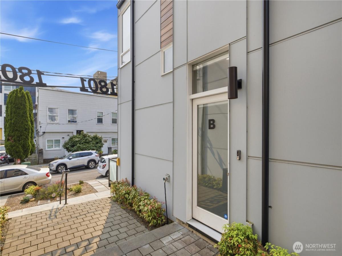 MLS #NWM2565304 image #0