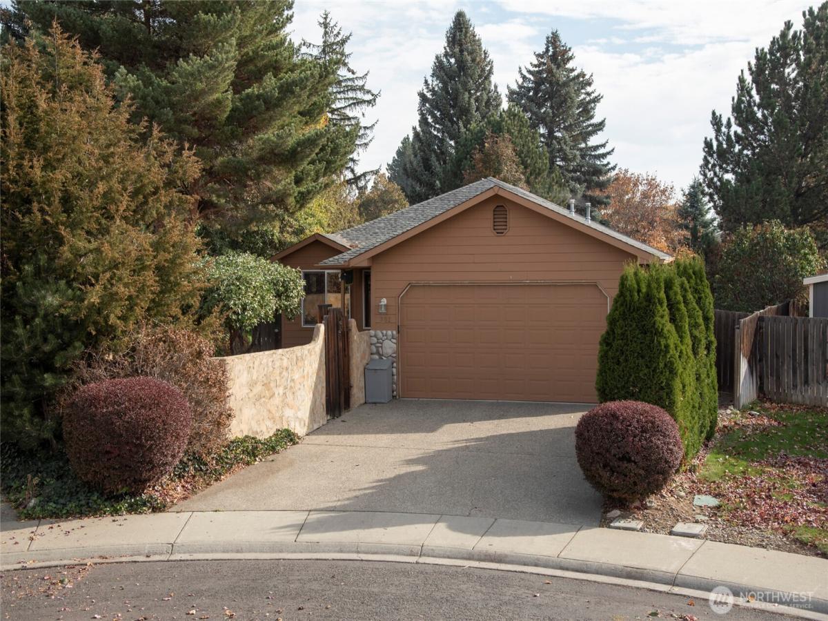 MLS #NWM2565333 image #0