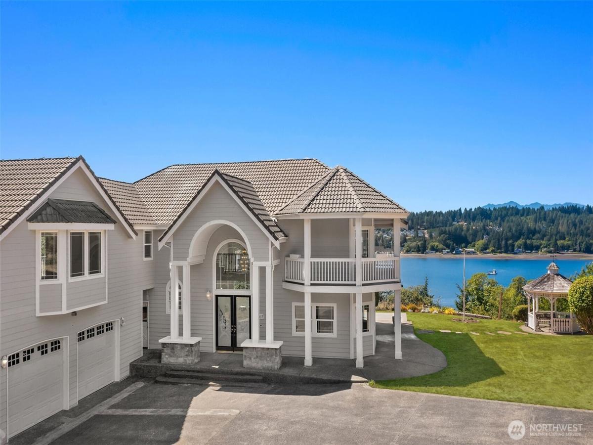 MLS #NWM2565335 image #0