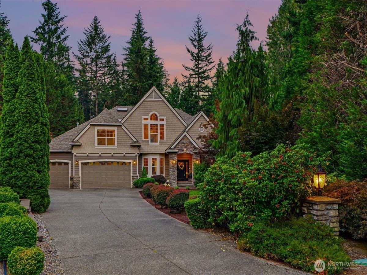 MLS #NWM2565462 image #0