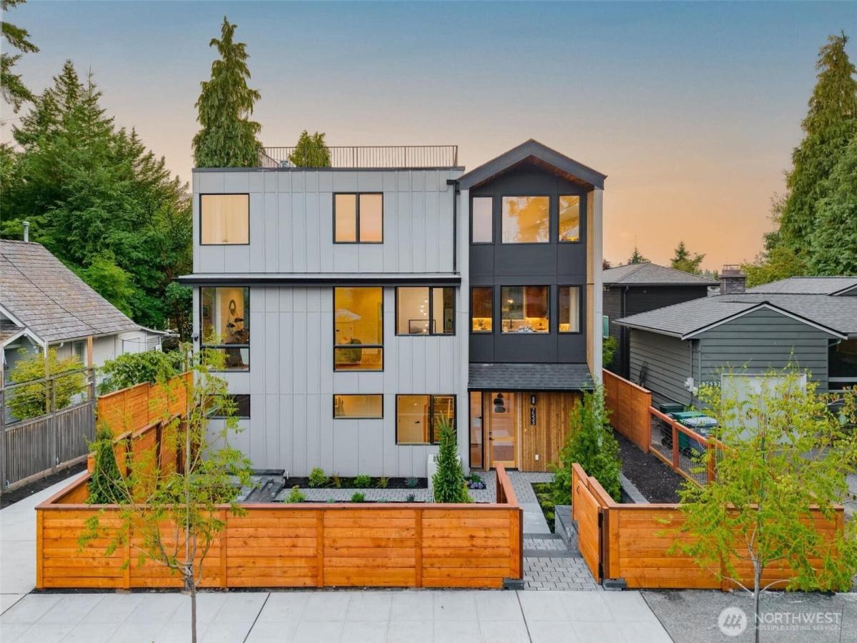 MLS #NWM2565488 image #0