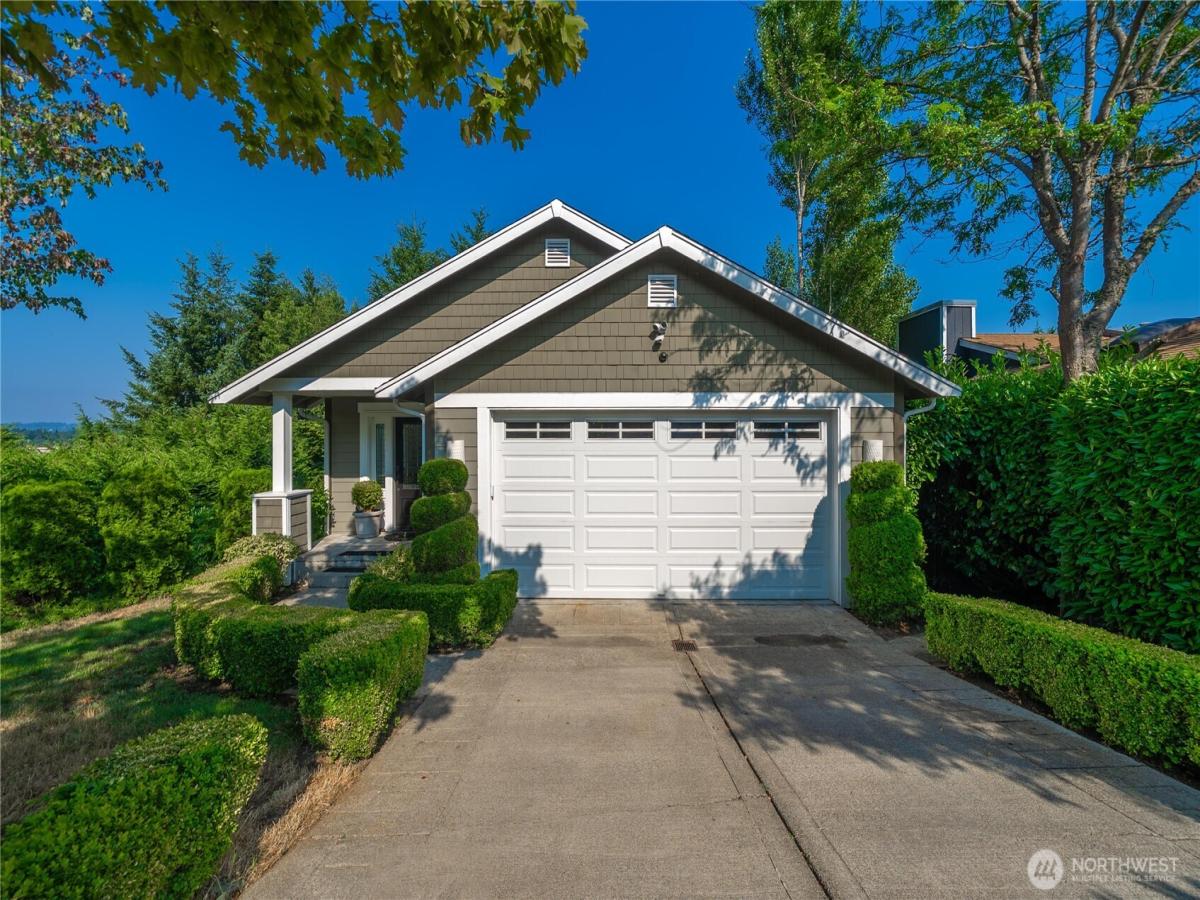 MLS #NWM2565509 image #0
