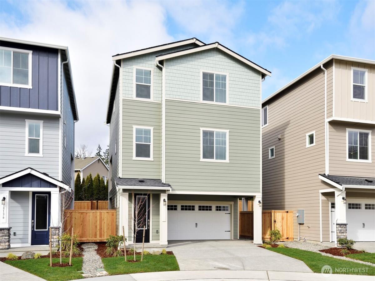 MLS #NWM2565604 image #0