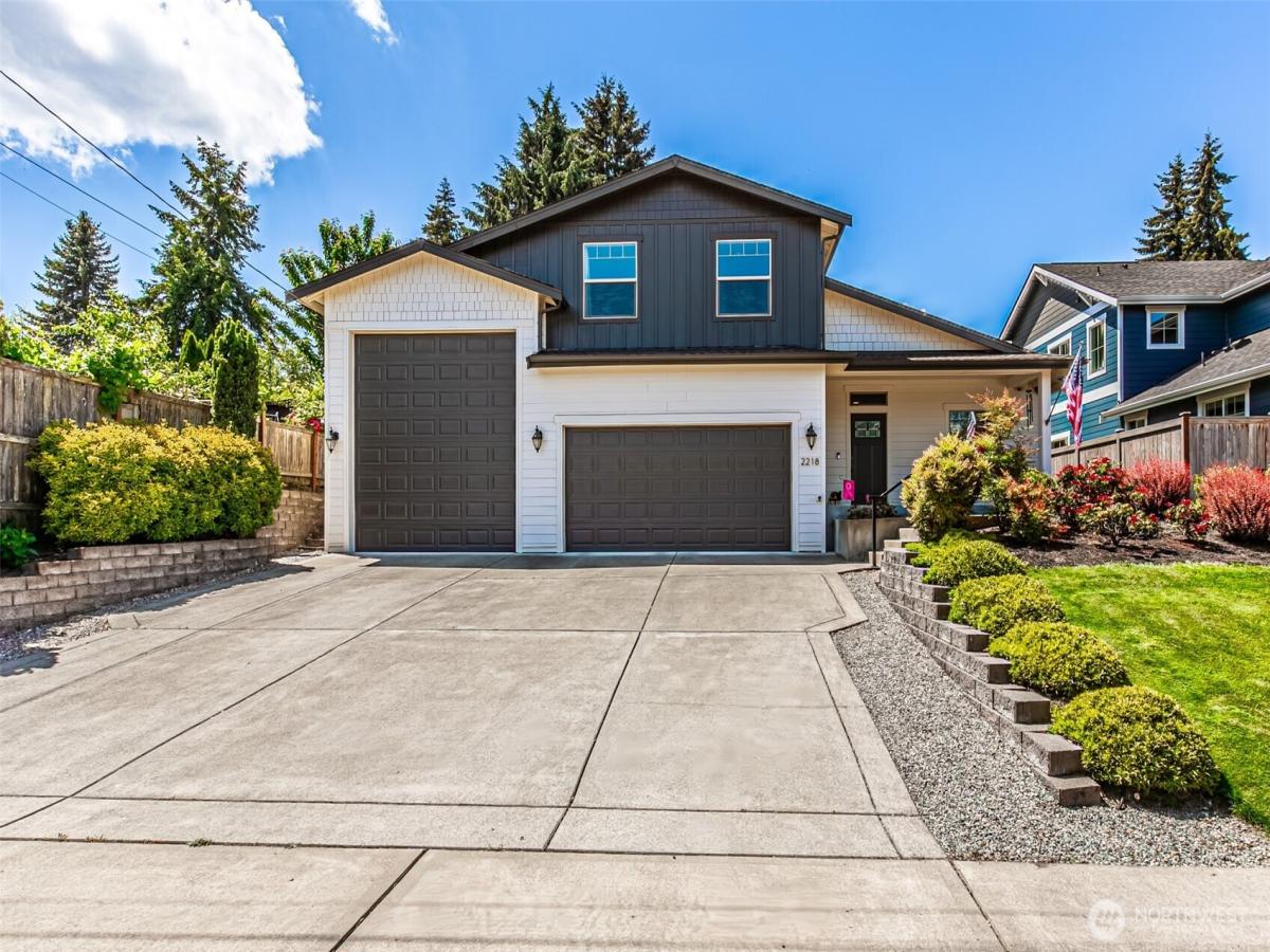 MLS #NWM2565745 image #0