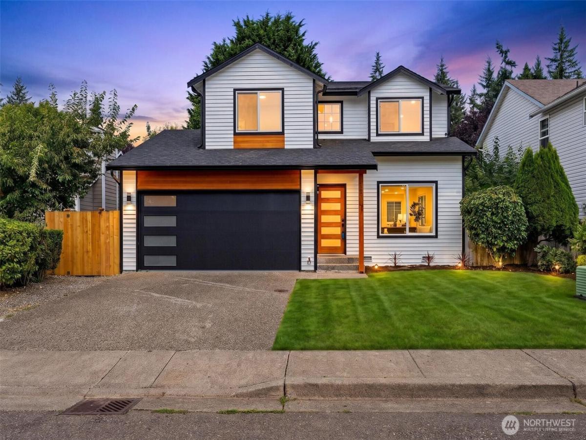 MLS #NWM2565831 image #0