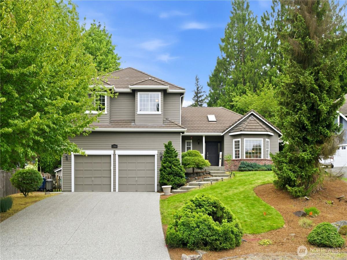 MLS #NWM2565847 image #0