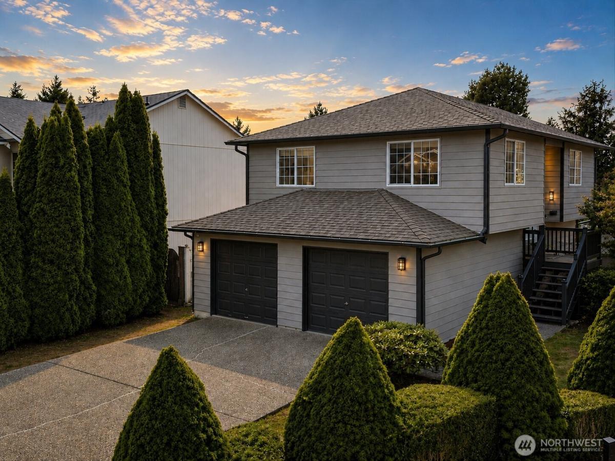 MLS #NWM2565853 image #0