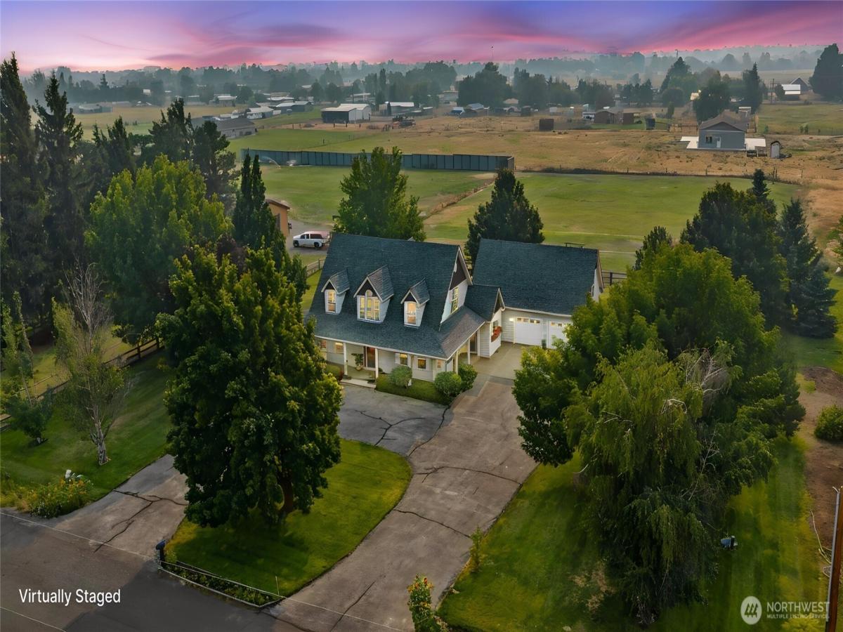 MLS #NWM2565963 image #0