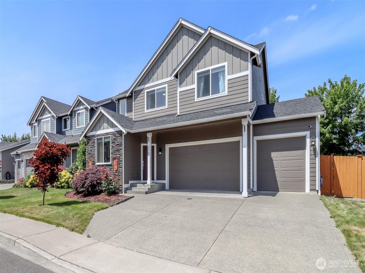 MLS #NWM2566096 image #0