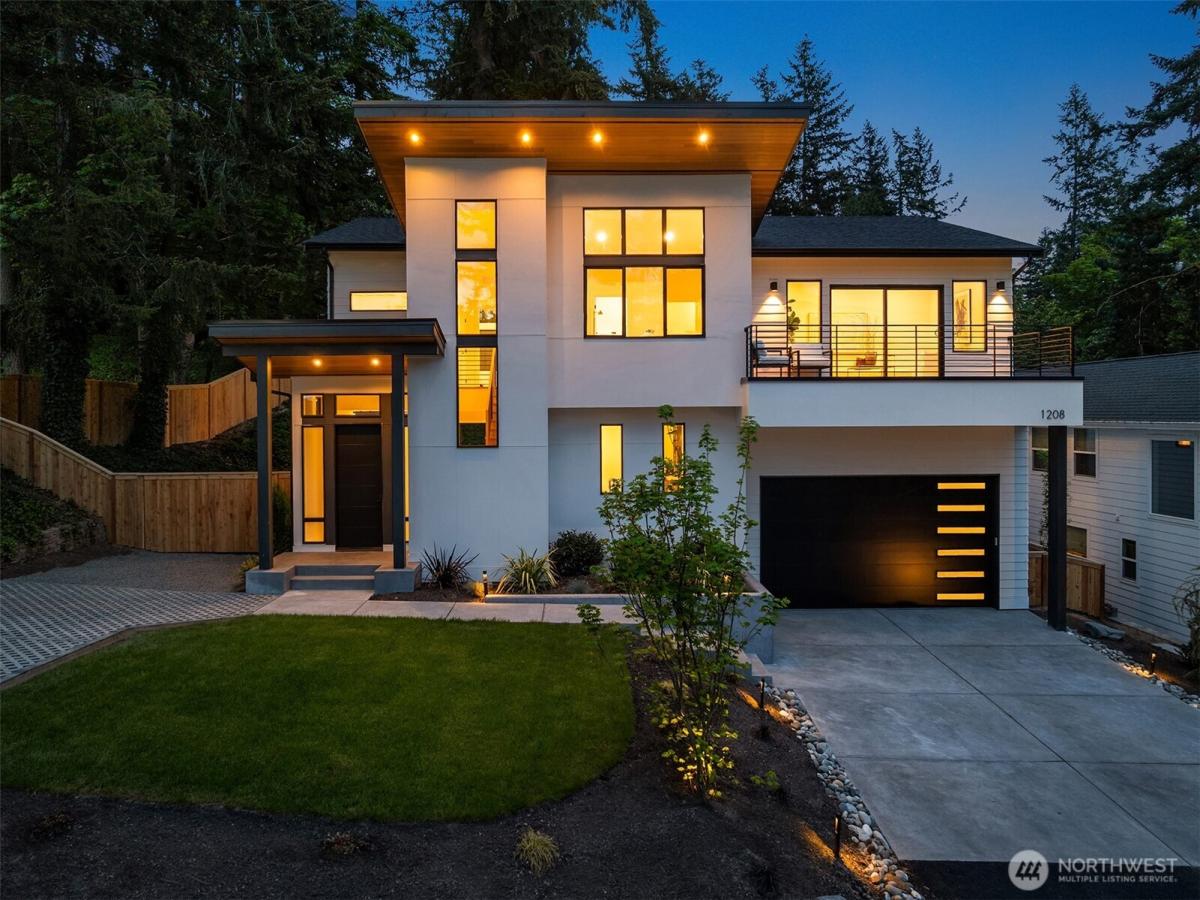 MLS #NWM2566329 image #0