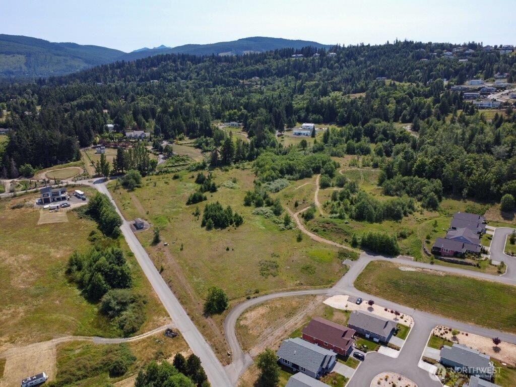 MLS #NWM2566348 image #0