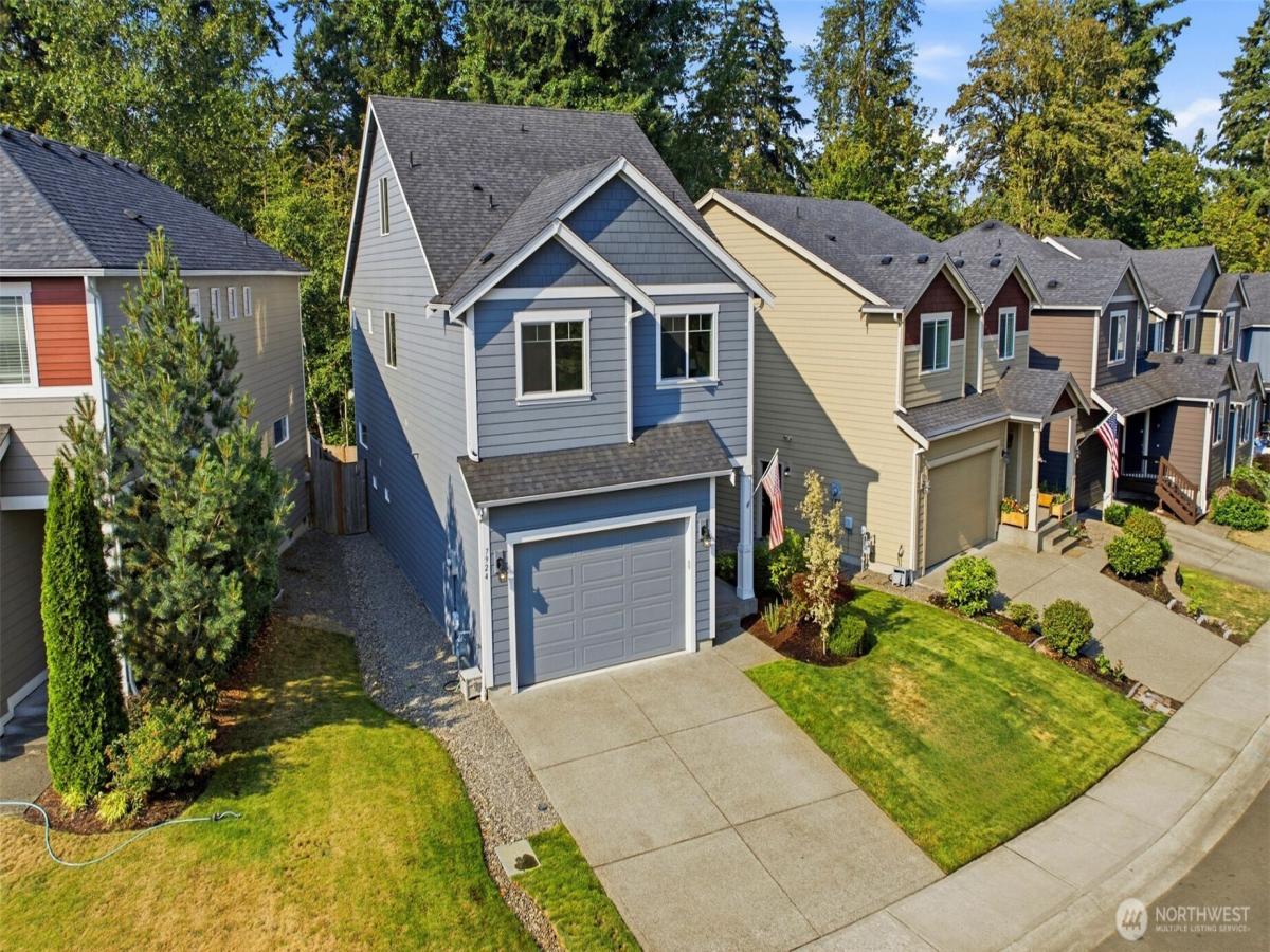 MLS #NWM2566427 image #0