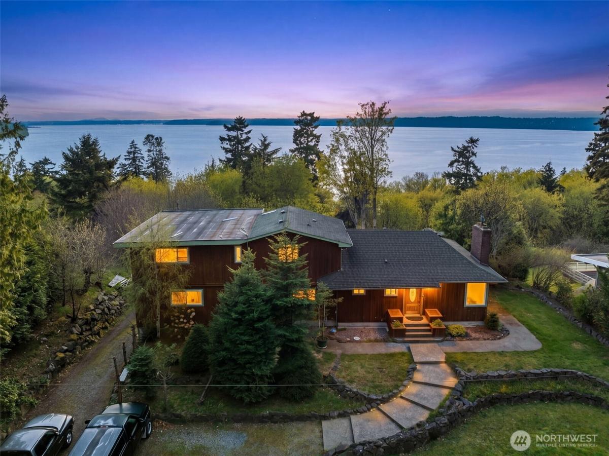 MLS #NWM2566552 image #0
