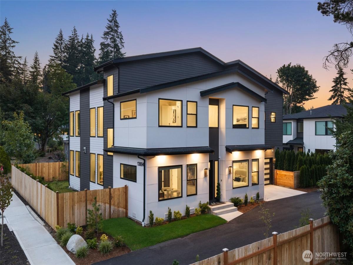 MLS #NWM2566628 image #0