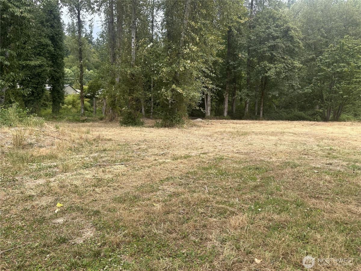 MLS #NWM2566755 image #0