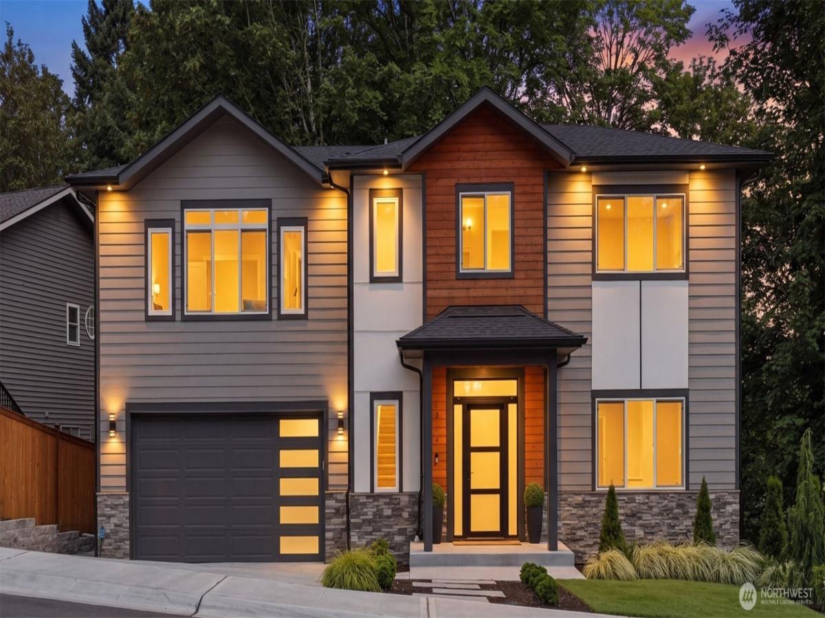 MLS #NWM2566828 image #0