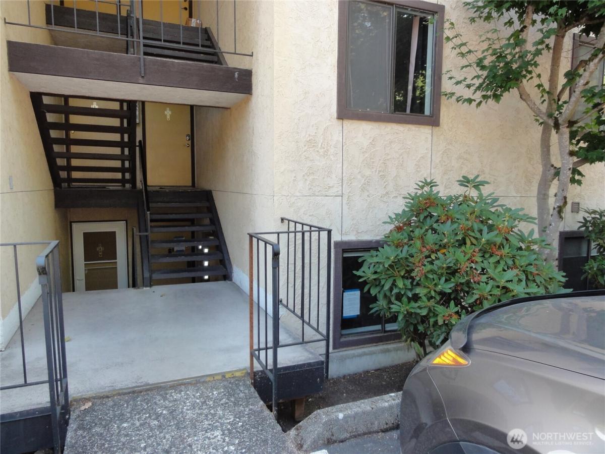 MLS #NWM2566851 image #0