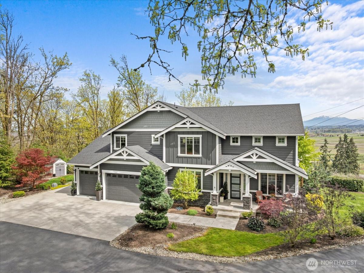 MLS #NWM2567300 image #0