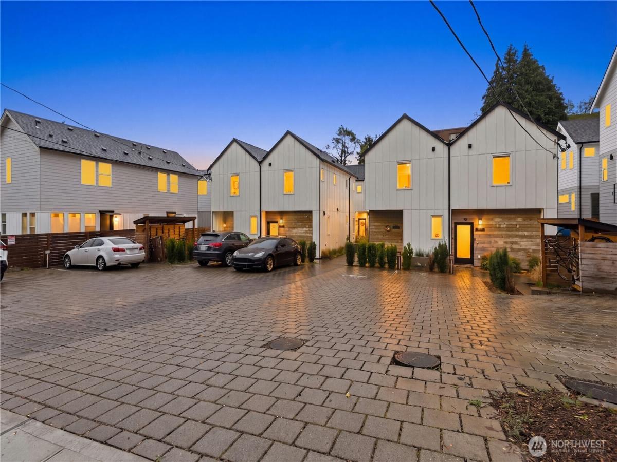 MLS #NWM2567404 image #0