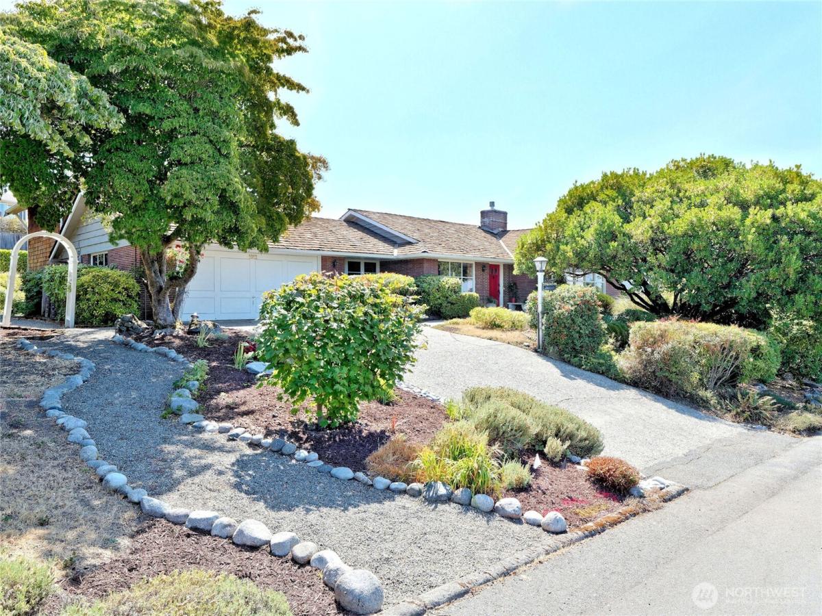 MLS #NWM2567559 image #0