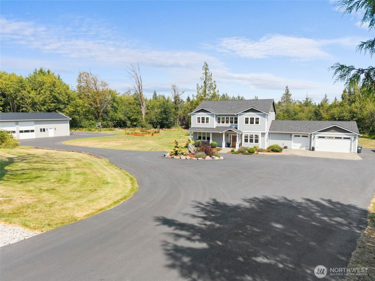 MLS #NWM2567619 image #0