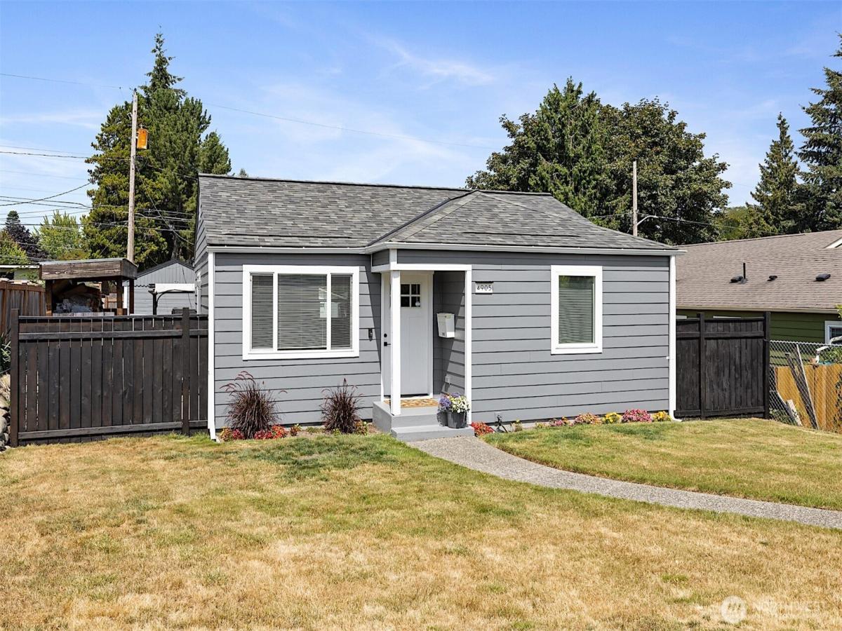 MLS #NWM2567645 image #0