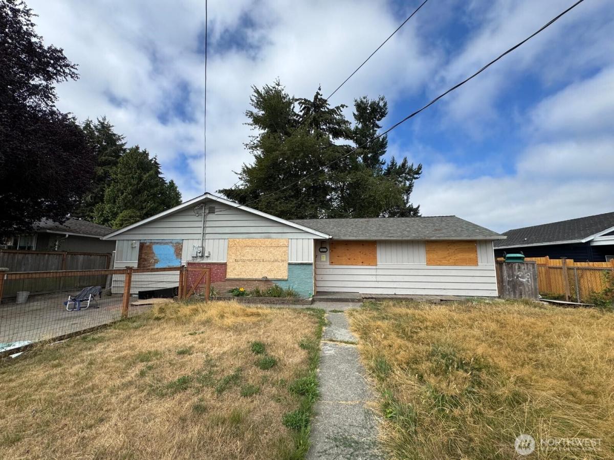 MLS #NWM2567813 image #0