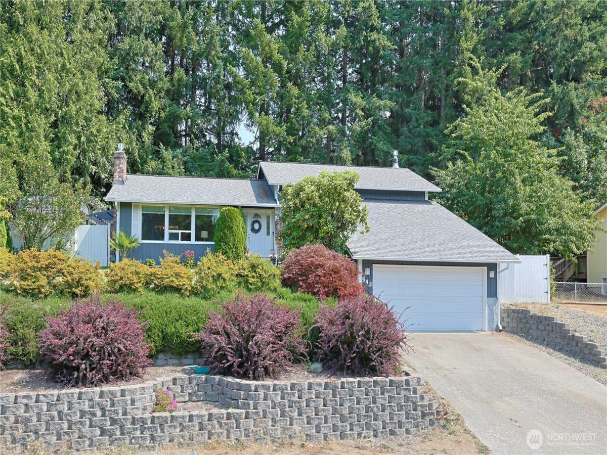 MLS #NWM2567832 image #0
